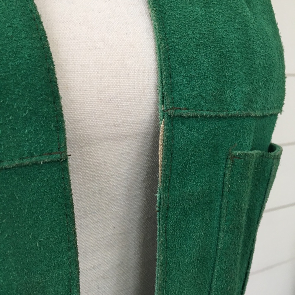 SOLD :: Vintage 60s Green Suede Belted Vest - Picture 4 of 8